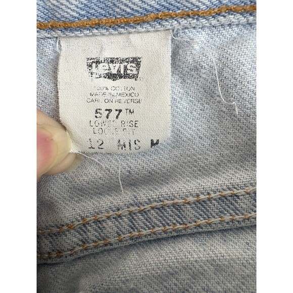 Vtg Levis 577 Jeans Womens 12 M Blue Light Wash Low Rise Loose Fit Y2K 32x30 * - Picture 3 of 16